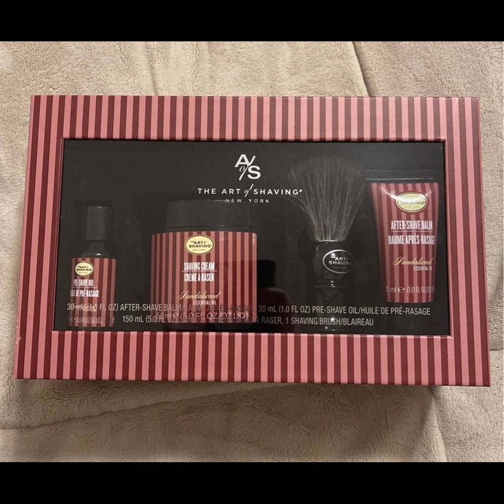 SOLD!!! The Art of Shaving Kit